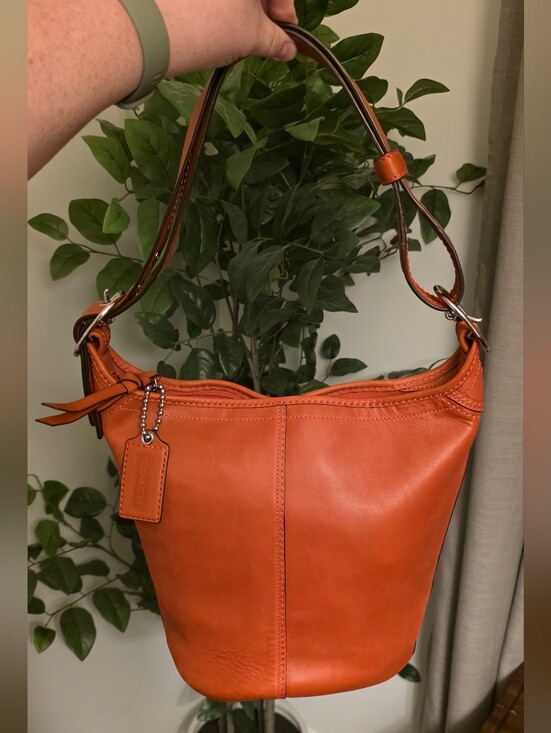 Coach Handbags - Coach Medium Chili Bleecker Bucket Bag F13353